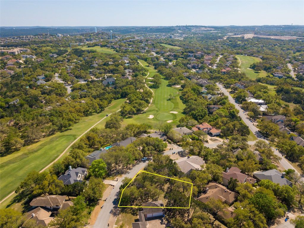 113 Spellbrook LN, Lakeway, TX 78734