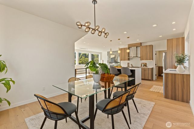 3312 W Dravus Street, Seattle, WA 98199