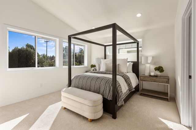 3312 W Dravus Street, Seattle, WA 98199