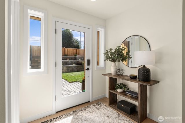 3312 W Dravus Street, Seattle, WA 98199
