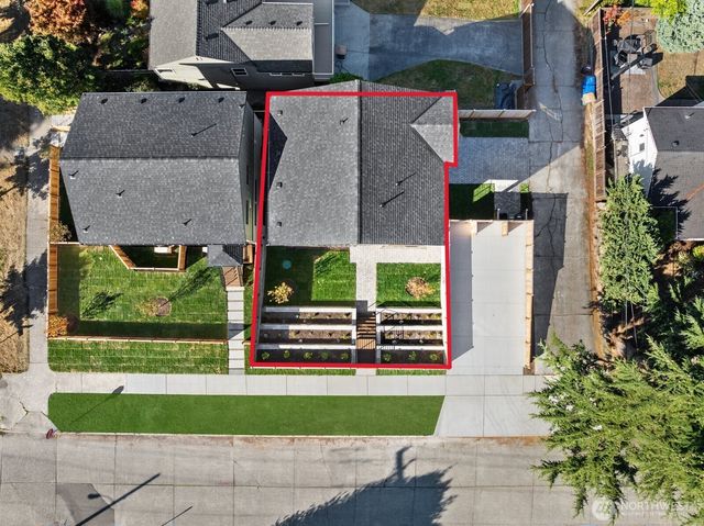 3312 W Dravus Street, Seattle, WA 98199