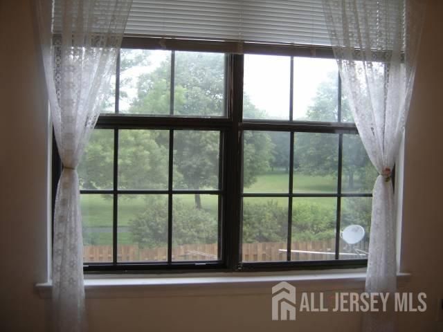 23 Heyward Court, East Brunswick, NJ 08816