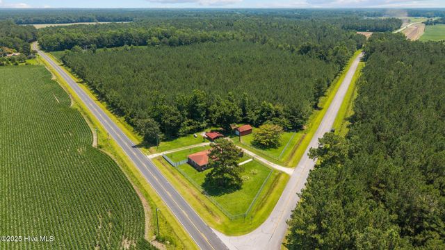 390 Richardson Road, Dover, NC 28526