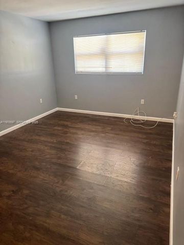 2551 NW 41st Ave 411, Lauderhill, FL 33313