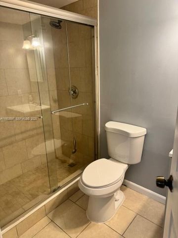 2551 NW 41st Ave 411, Lauderhill, FL 33313