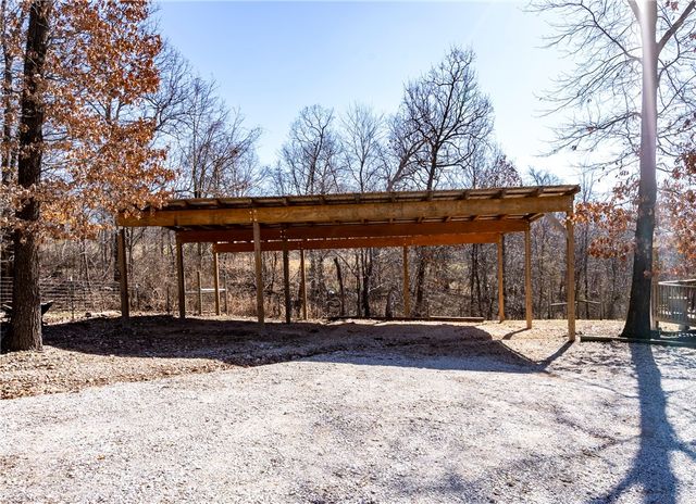 12321 Kenneth Price Road, Elm Springs, AR 72762