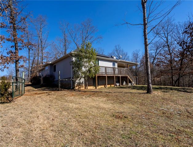 12321 Kenneth Price Road, Elm Springs, AR 72762