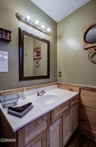 515 Chickasaw Gap Way, Pigeon Forge, TN 37863