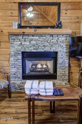 515 Chickasaw Gap Way, Pigeon Forge, TN 37863