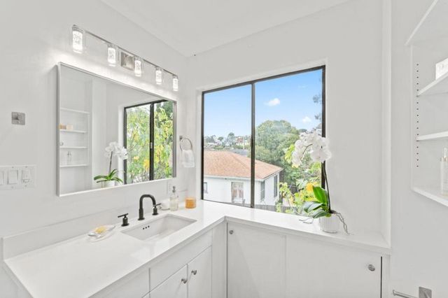339 Monterey Street, Brisbane, CA 94005