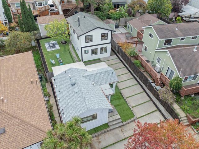 339 Monterey Street, Brisbane, CA 94005