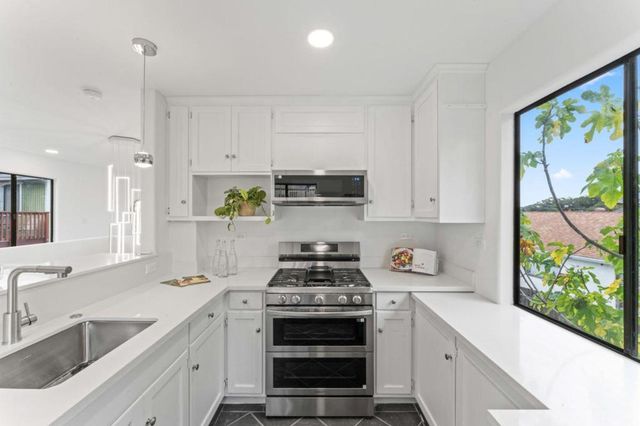 339 Monterey Street, Brisbane, CA 94005