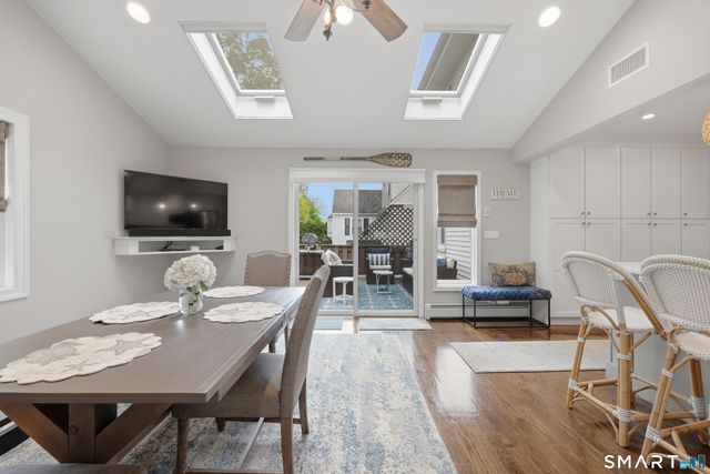 38 Francis Lane, Greenwich, CT 06831