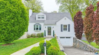 38 Francis Lane, Greenwich, CT 06831