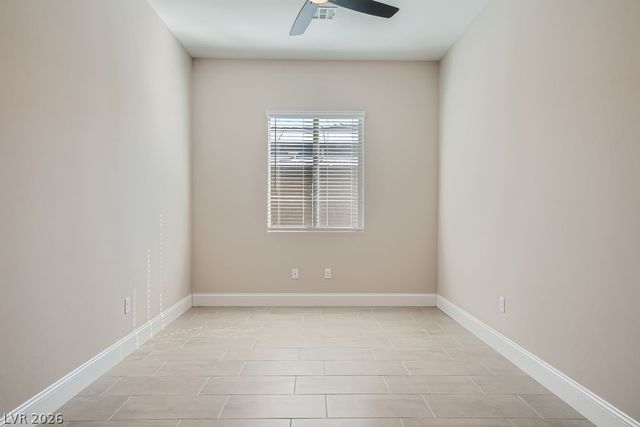 10049 Auburn Rose Avenue, Las Vegas, NV 89143