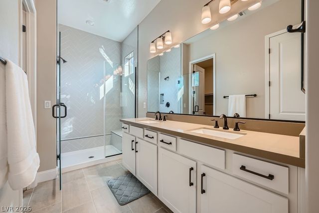 10049 Auburn Rose Avenue, Las Vegas, NV 89143