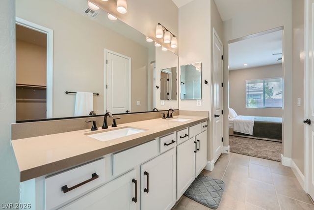 10049 Auburn Rose Avenue, Las Vegas, NV 89143