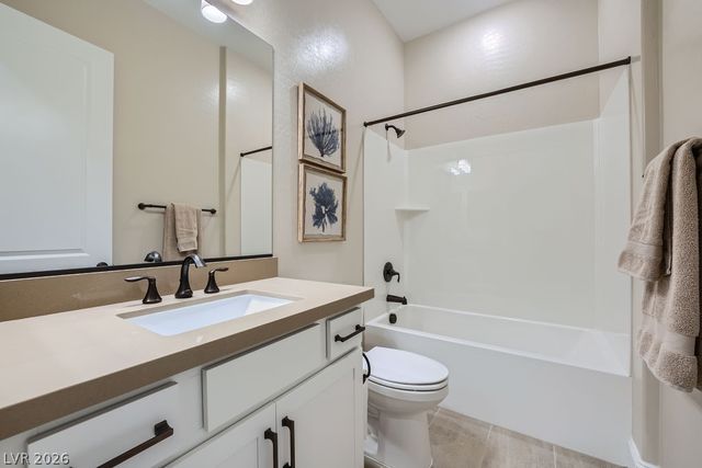 10049 Auburn Rose Avenue, Las Vegas, NV 89143