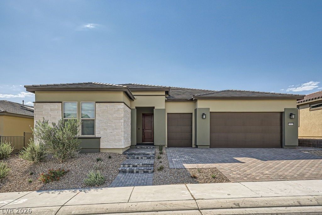 10049 Auburn Rose Avenue, Las Vegas, NV 89143