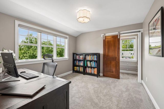 5913 Kellogg Avenue, Edina, MN 55424