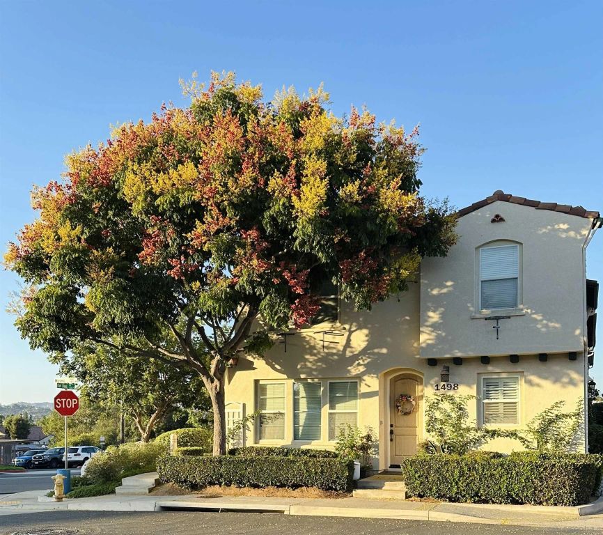1498 Mosaic Gln, Escondido, CA 92029