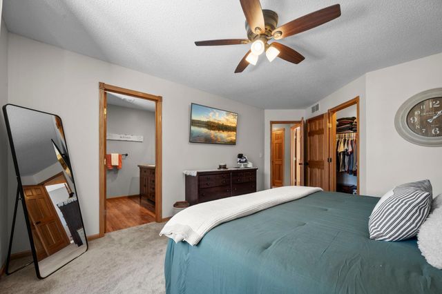 1431 Hazelcrest Drive, Hudson, WI 54016