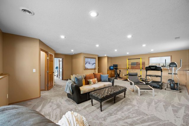 1431 Hazelcrest Drive, Hudson, WI 54016