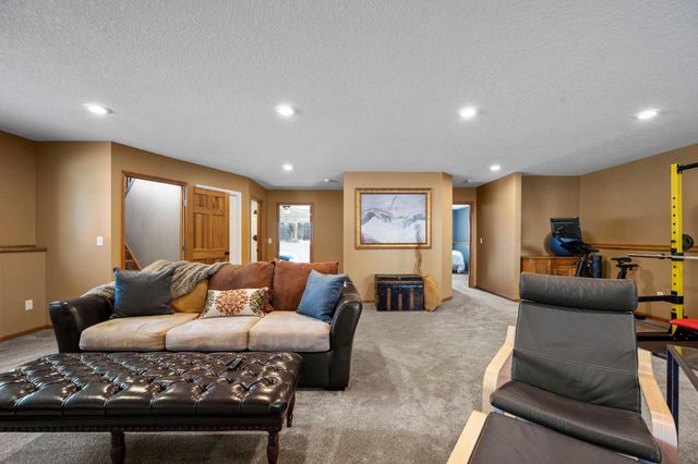 1431 Hazelcrest Drive, Hudson, WI 54016