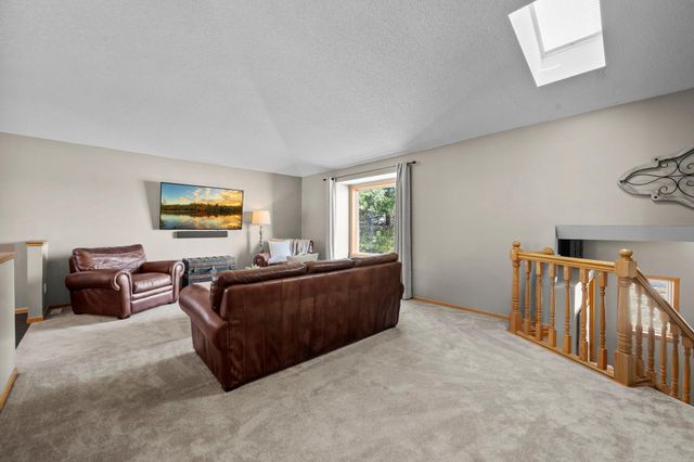 1431 Hazelcrest Drive, Hudson, WI 54016