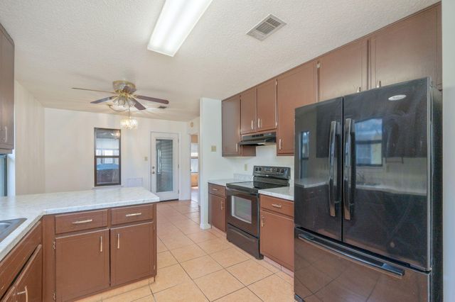 2328 Willow Bend Boulevard, Fort Walton Beach, FL 32547