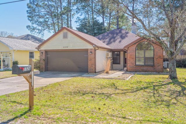 2328 Willow Bend Boulevard, Fort Walton Beach, FL 32547