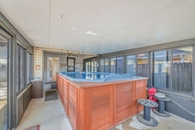 2328 Willow Bend Boulevard, Fort Walton Beach, FL 32547