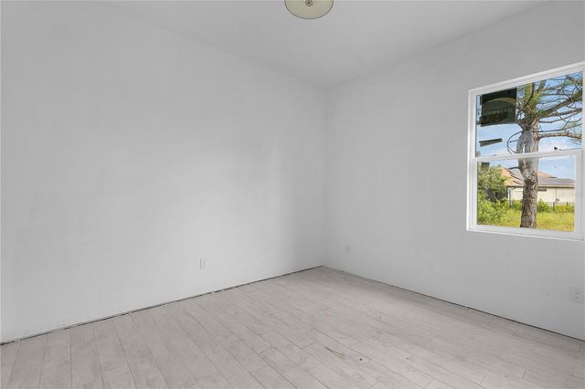 9555 HALLENDALE DRIVE, Port Charlotte, FL 33981