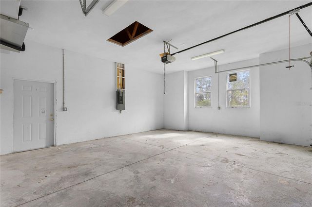 9555 HALLENDALE DRIVE, Port Charlotte, FL 33981