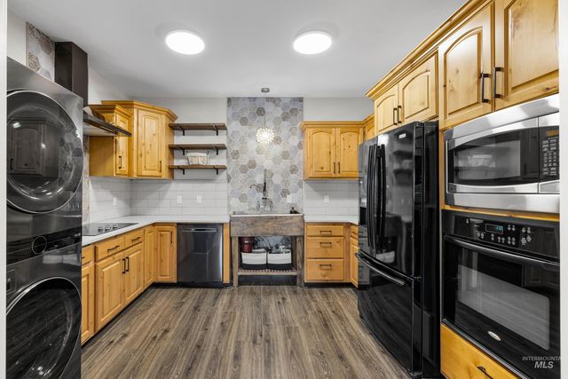 14119 Silver Ridge Rd, Caldwell, ID 83607