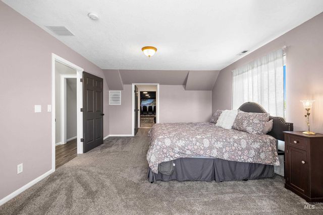 14119 Silver Ridge Rd, Caldwell, ID 83607
