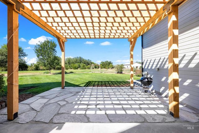 14119 Silver Ridge Rd, Caldwell, ID 83607