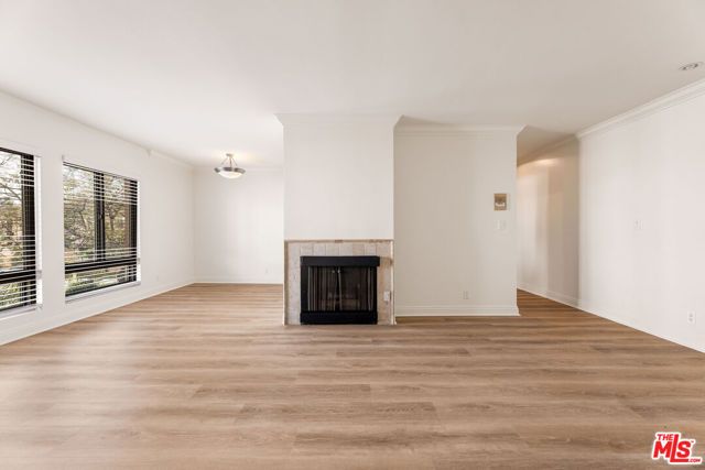 1000 S Westgate Avenue 209, Los Angeles, CA 90049