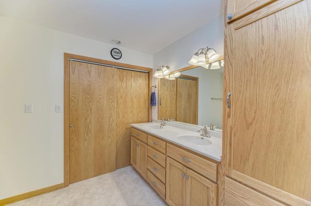 315 Coaler Drive, Coal City, IL 60416