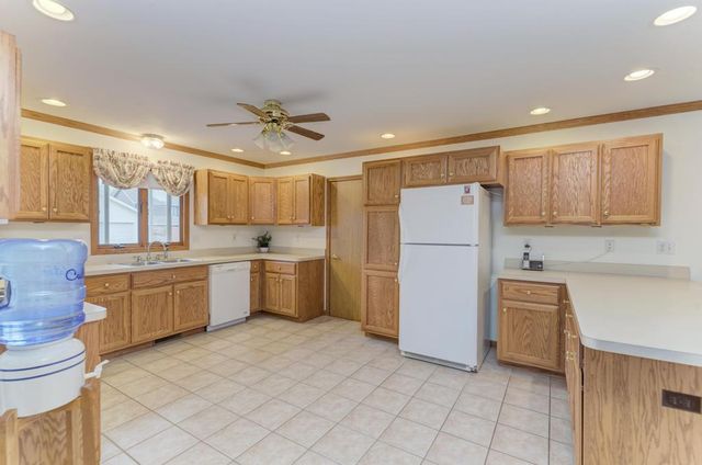 315 Coaler Drive, Coal City, IL 60416