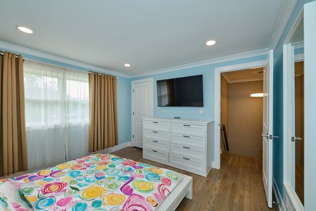 926 N Boxwood Drive B, Mount Prospect, IL 60056