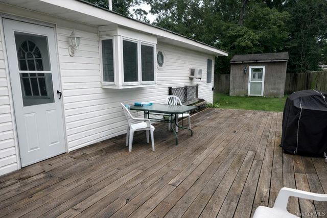 82 Brushwood Drive, Shirley, NY 11967