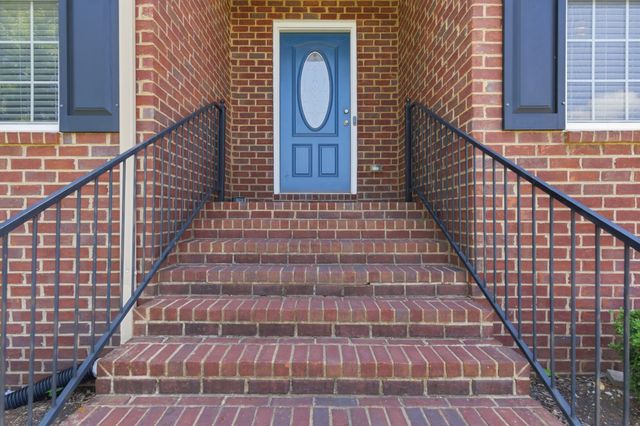 527 Johnstown Dr, Smyrna, TN 37167