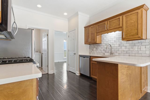 527 Johnstown Dr, Smyrna, TN 37167