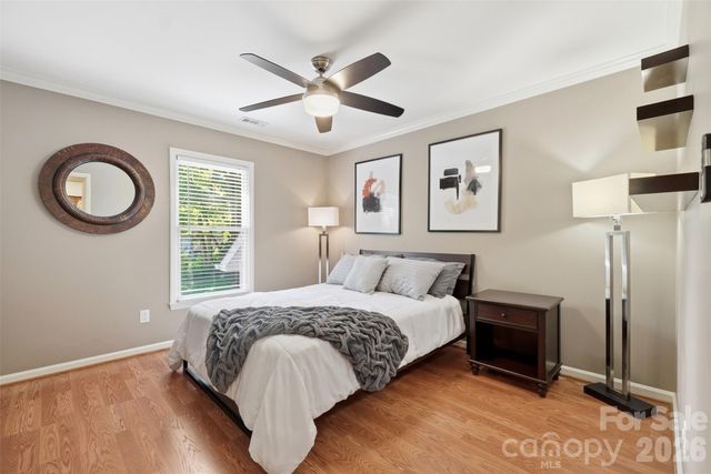 1112 Long Paw Lane, Charlotte, NC 28214