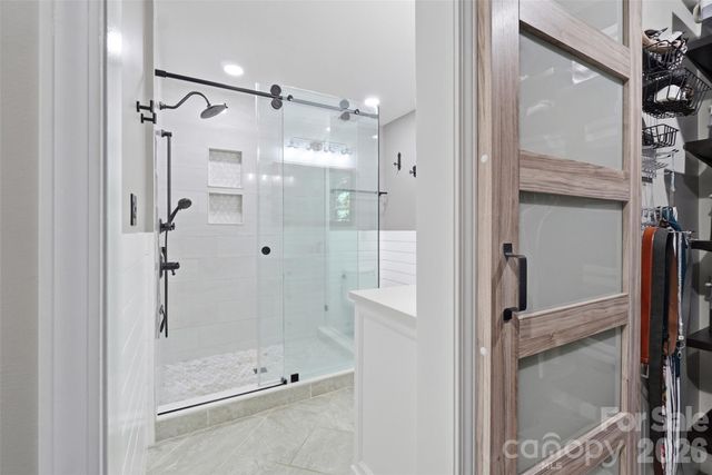 1112 Long Paw Lane, Charlotte, NC 28214