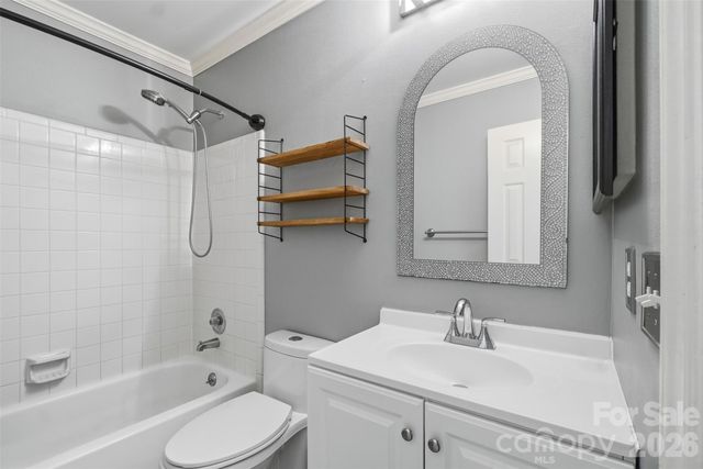 1112 Long Paw Lane, Charlotte, NC 28214