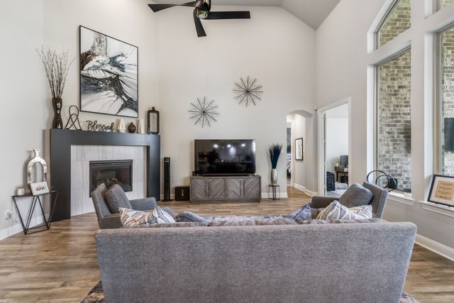 1702 Sycamore Peak Trail, Arlington, TX 76005