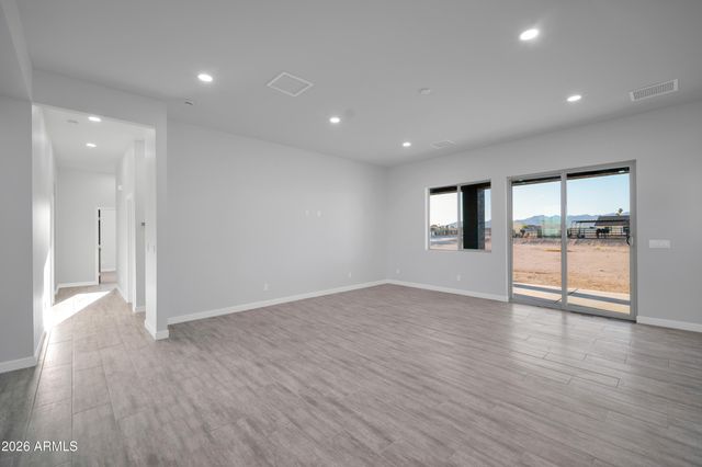 22548 W HUNTINGTON Drive, Buckeye, AZ 85326