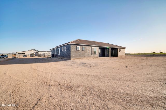 22548 W HUNTINGTON Drive, Buckeye, AZ 85326